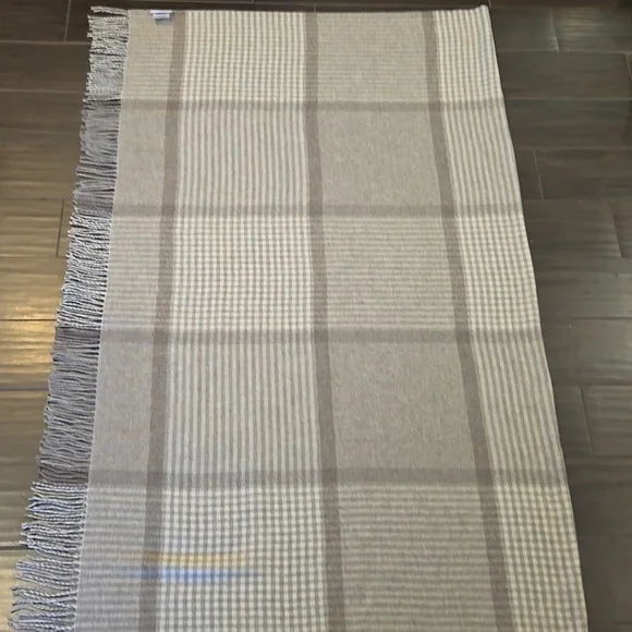 Fibre By Auskin Merino Wool Fringe 59 X 78 Throw Blanket - Picture 5 of 11